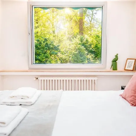 1 Bedroom Heart Of Lux - Sleeps 5 アパート