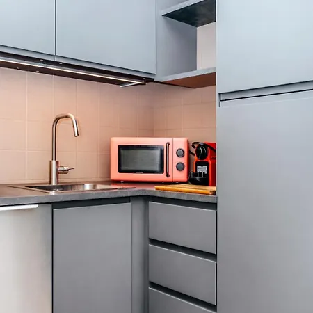1 Bedroom Heart Of Lux - Sleeps 5 *