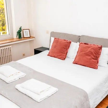 Διαμέρισμα 1 Bedroom Heart Of Lux - Sleeps 5 Λουξεμβούργο