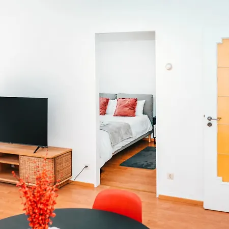 1 Bedroom Heart Of Lux - Sleeps 5 Apartment