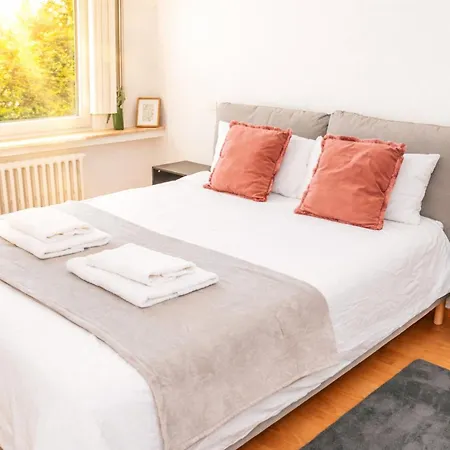 1 Bedroom Heart Of Lux - Sleeps 5 Διαμέρισμα *